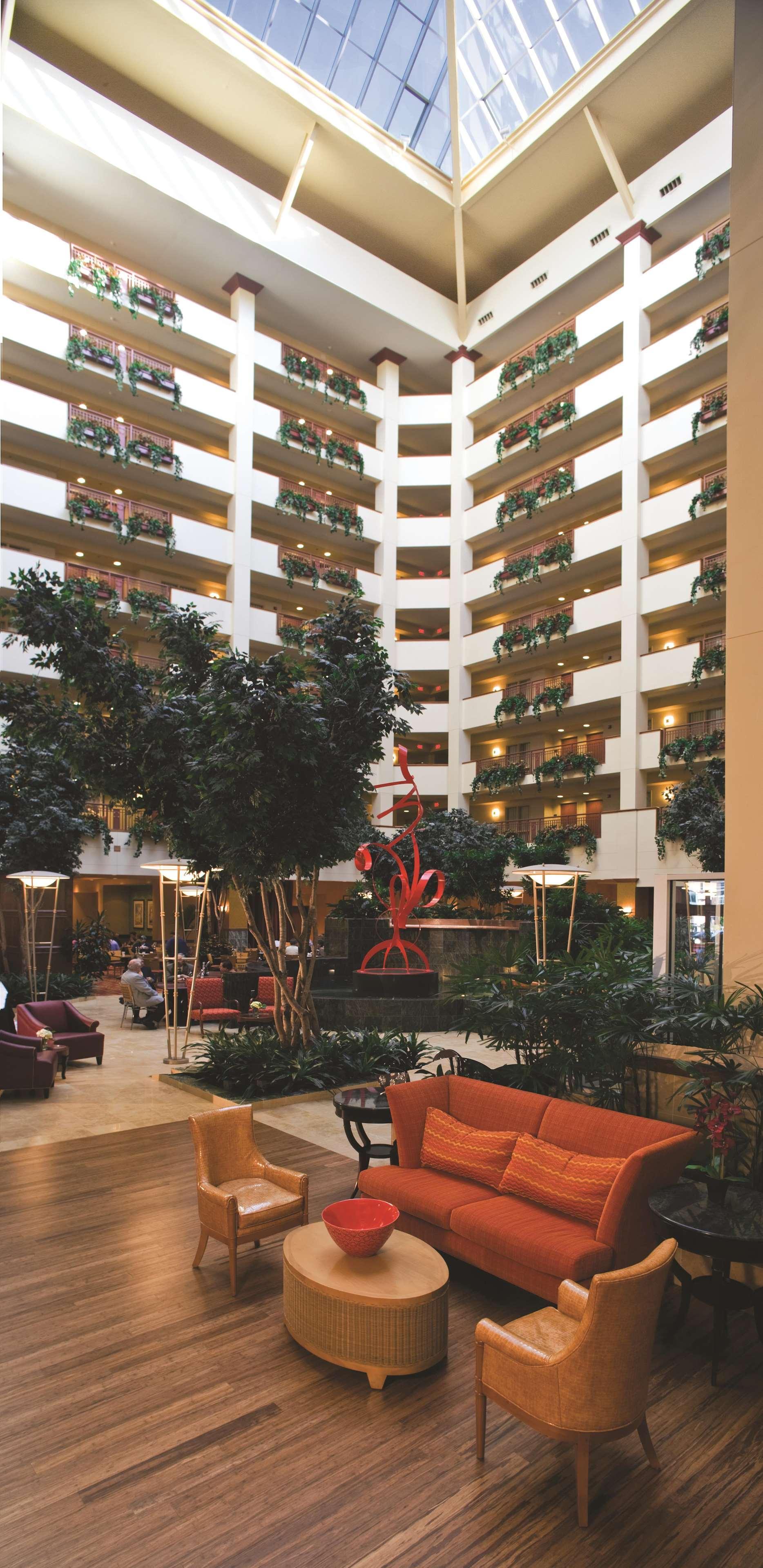 Hotel Embassy Northwest Arkansas - Hotel, & Convention Center Rogers